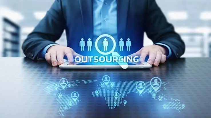 Outsourcing partership in modern business