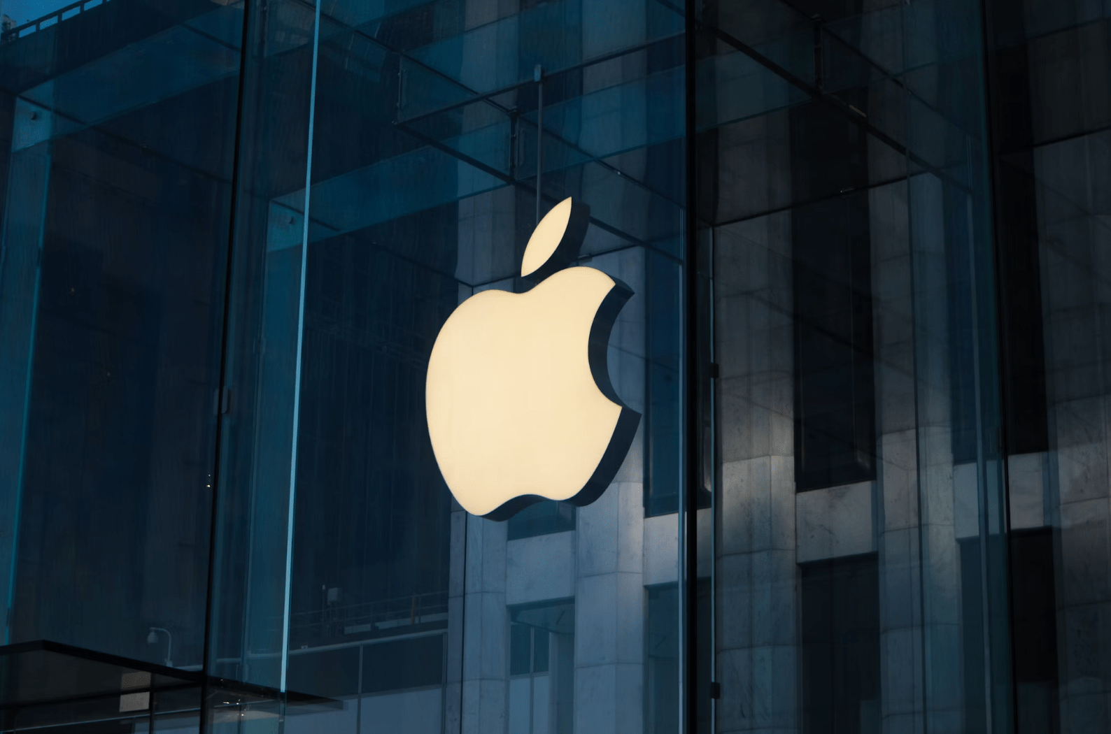 Apple improved its CX